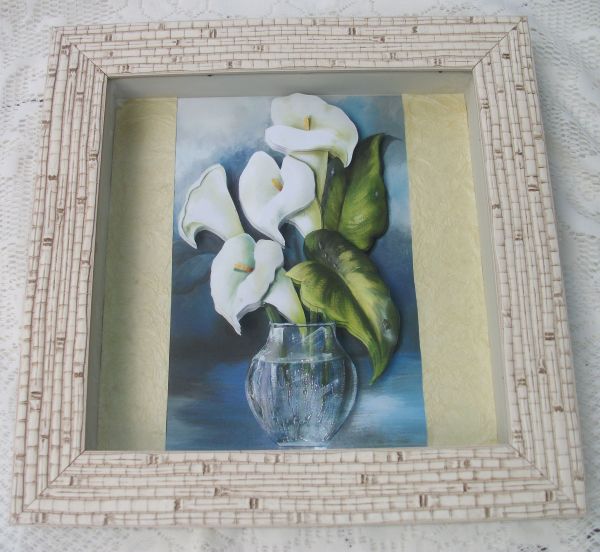 Quadro em Arte Francesa com vidro, Vaso Copos de Leite